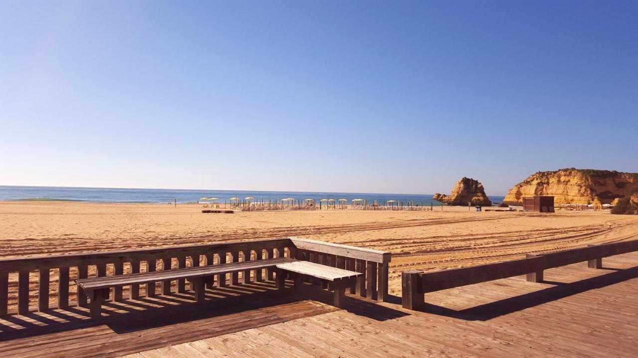 Pe Na Areia Alojamento Local Портиман Екстериор снимка